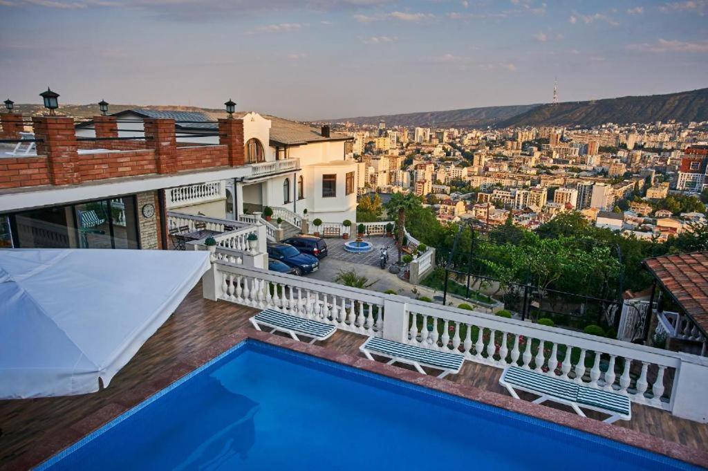 The Hilltop Skyline Hotel Tbilisi Eksteriør billede