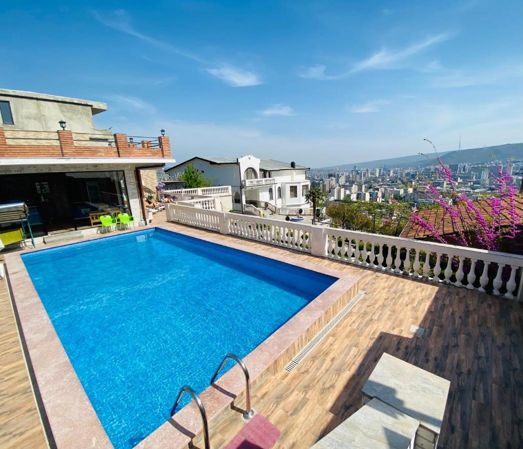 The Hilltop Skyline Hotel Tbilisi Eksteriør billede
